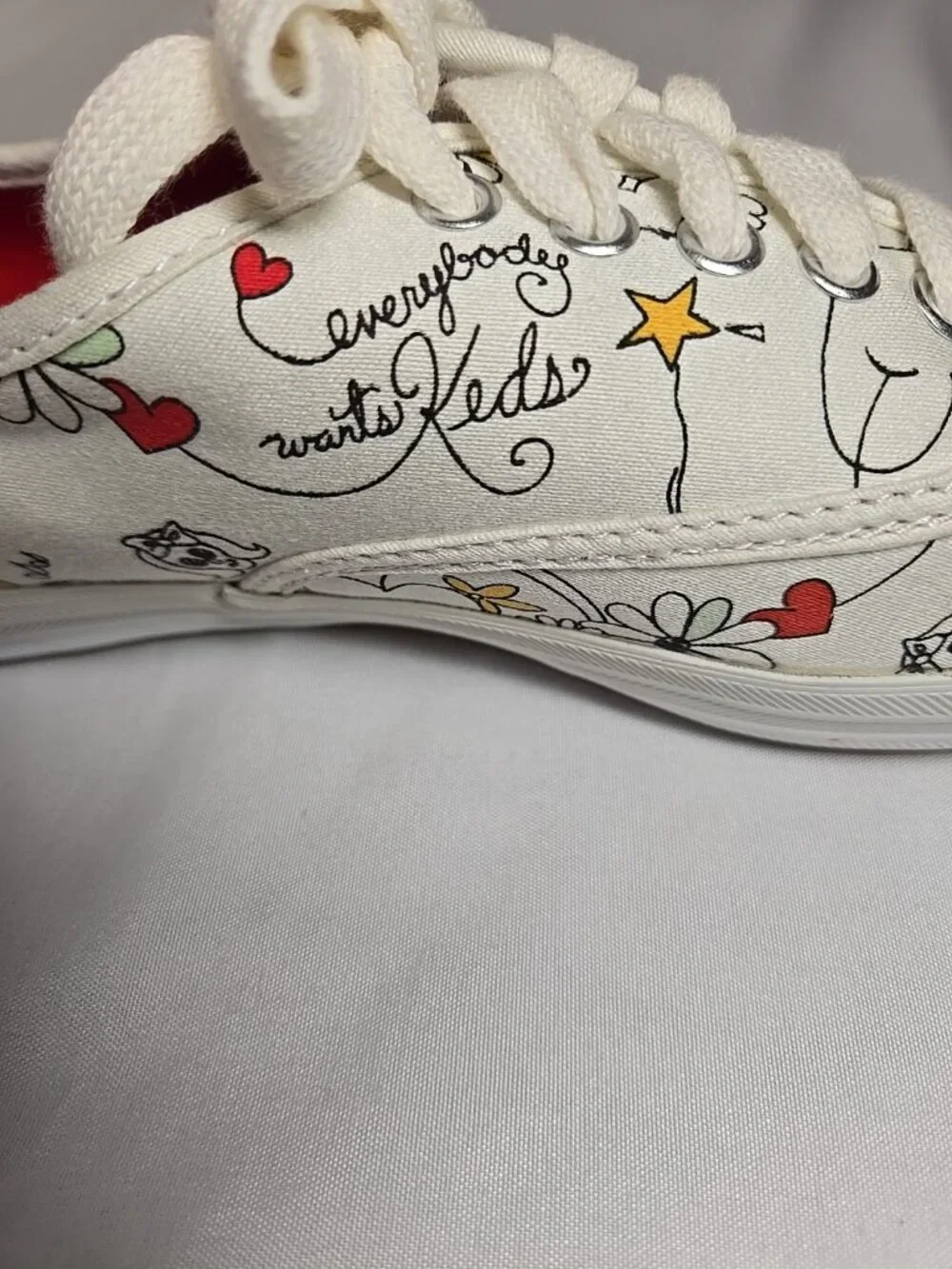 Keds Women's Day of the Dead/Sugar Skull Design Size 8